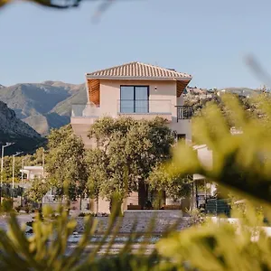 https://vila-natali.albaniahotels.org