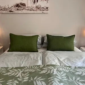 https://design-city-centre-apartment.hotels-capetown.com