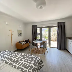https://ocean10.hotels-capetown.com